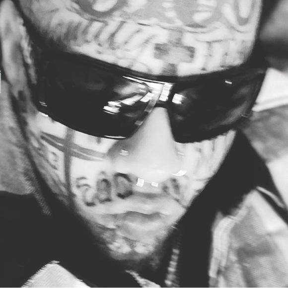 Meet your Posher, Chuko - Picture 1 of 1